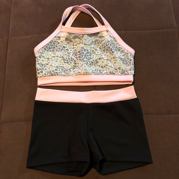 dance crop top and shorts
